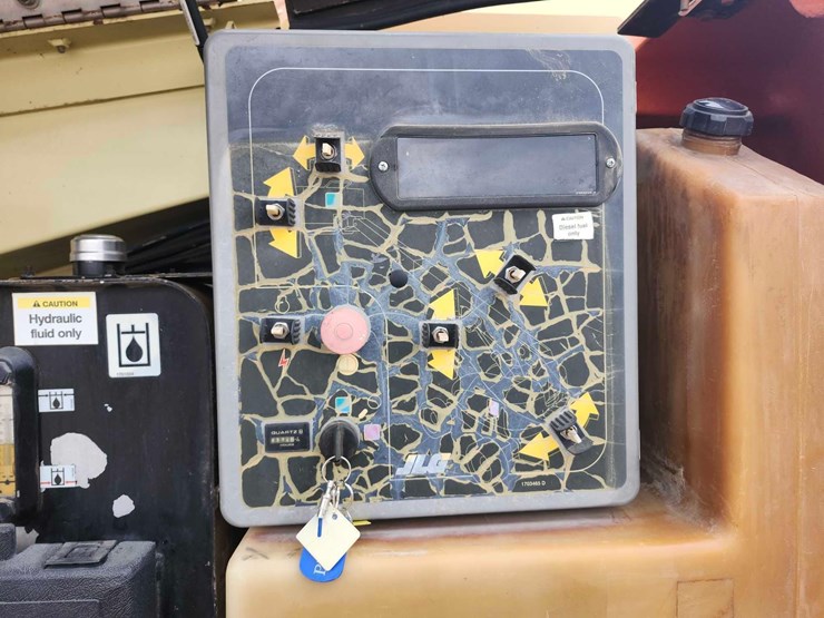 2000-jlg-600s-image-25