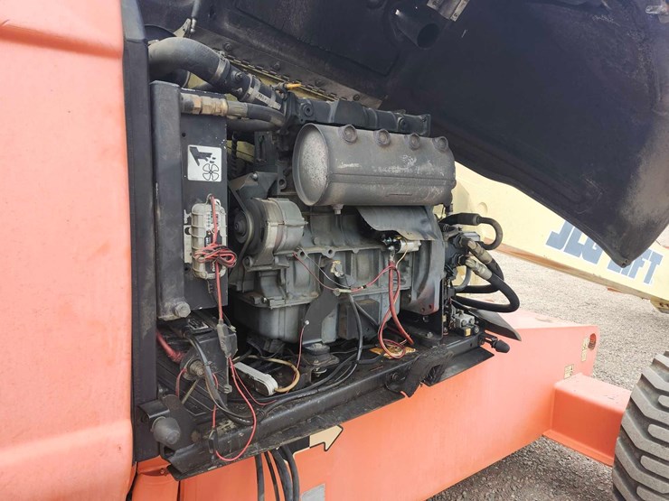 2000-jlg-600s-image-11