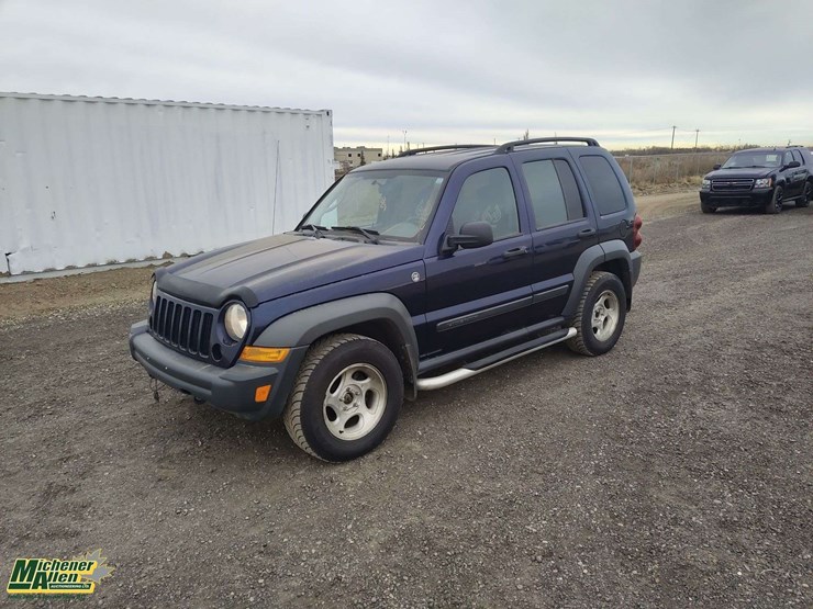 2007-jeep-liberty-image-1