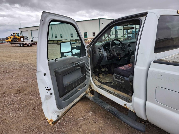 2012-ford-f250-image-14