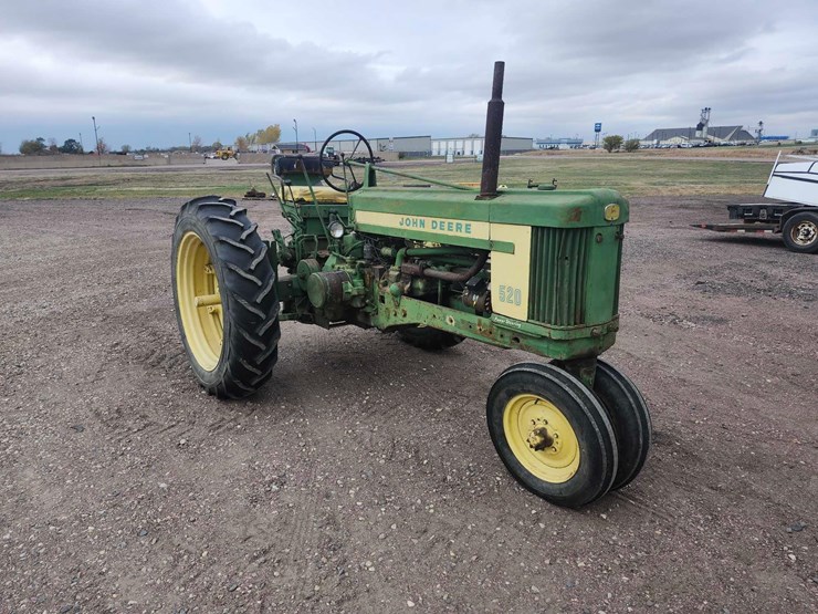 john-deere-520-image-4