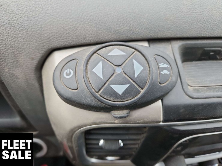 2014-ram-2500-slt-image-28