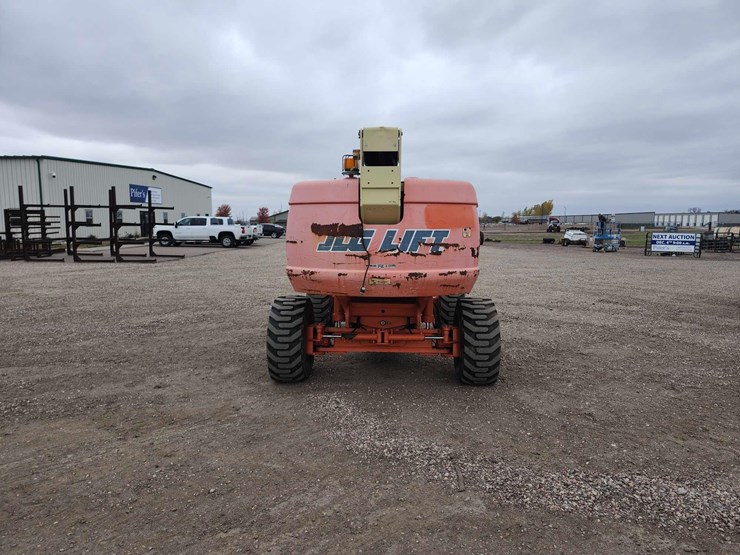 2000-jlg-600s-image-7