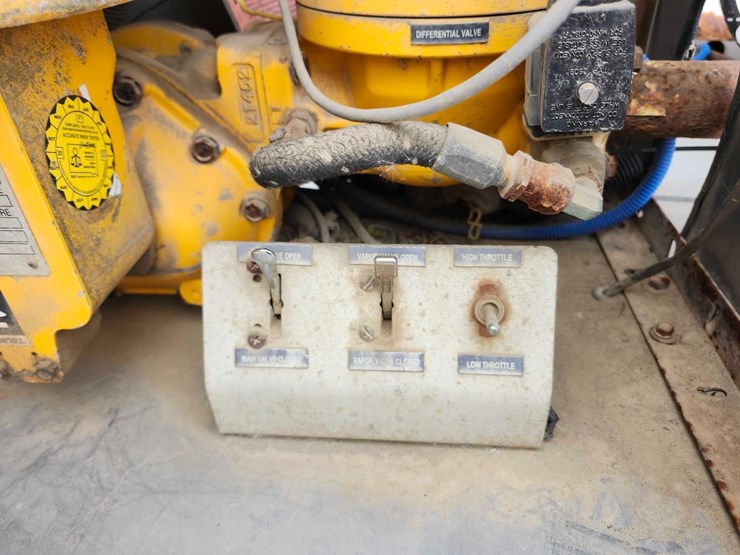 freightliner-propane-truck-image-21