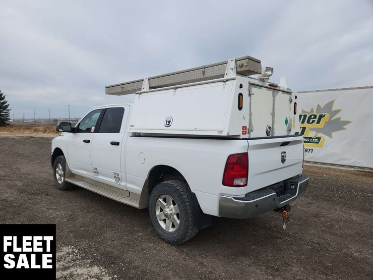 2014-ram-2500-slt-image-2