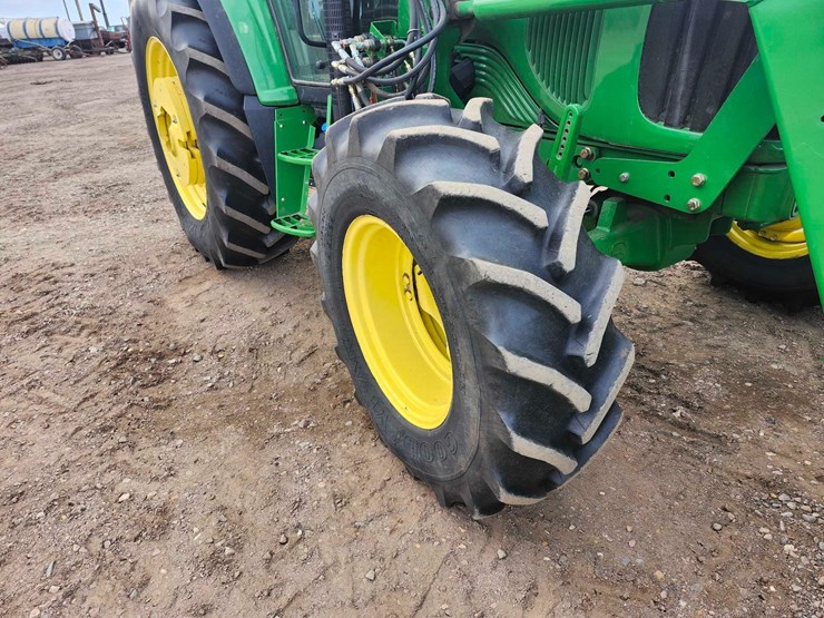 2005-john-deere-6420-image-31