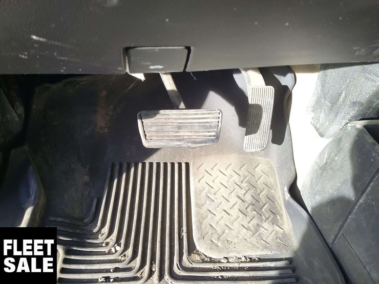 2018-gmc-sierra-2500hd-image-17