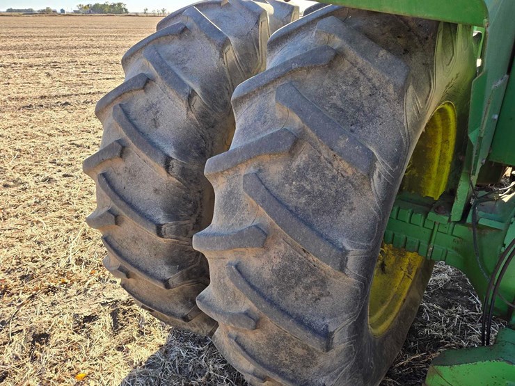john-deere-8450-image-7