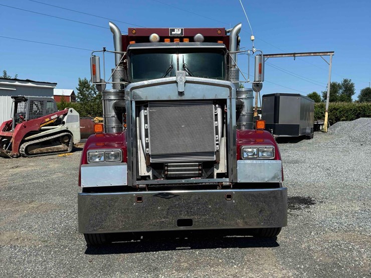 2000-kenworth-w900b-image-2