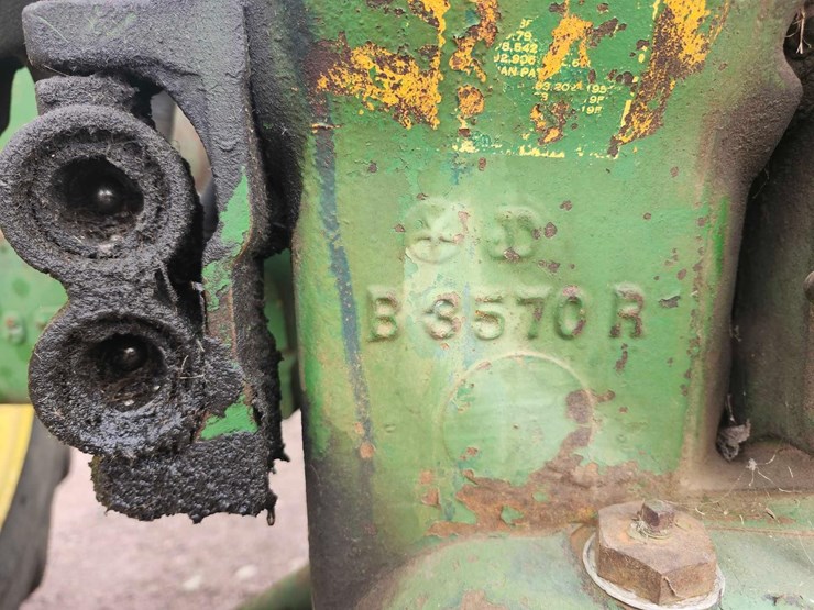 john-deere-520-image-19