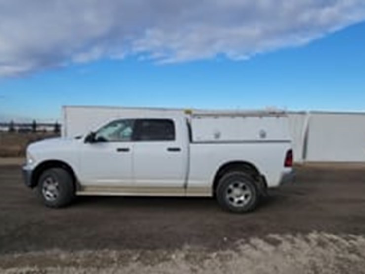 2018-ram-2500-4dr-crew-cab-6.3-ft.-sb-4x4-image-5