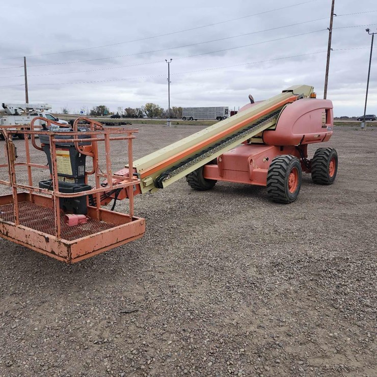 2000 JLG 600S