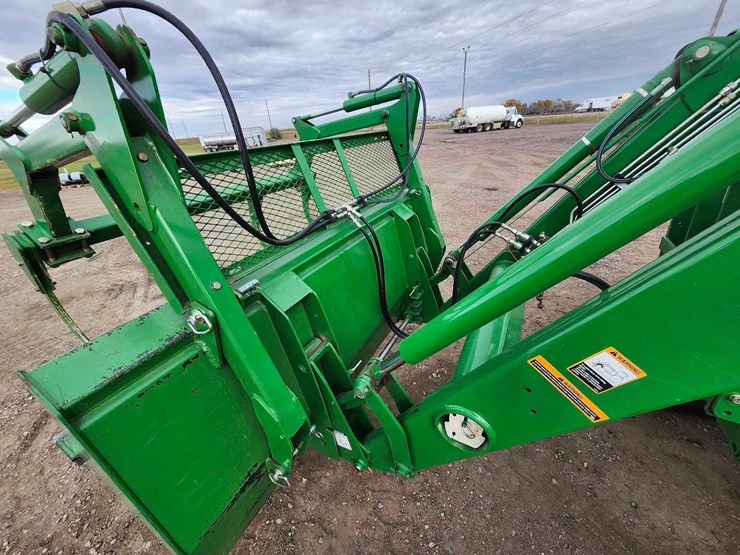 2005-john-deere-6420-image-11