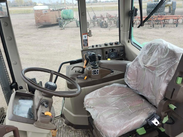 2005-john-deere-6420-image-8