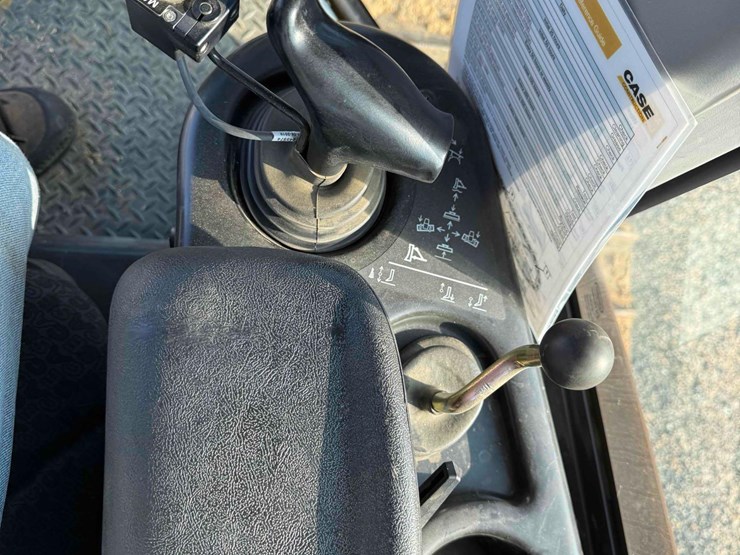 2021-case-850m-image-15