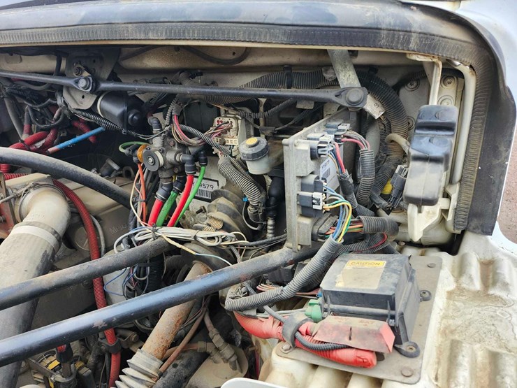 freightliner-propane-truck-image-13