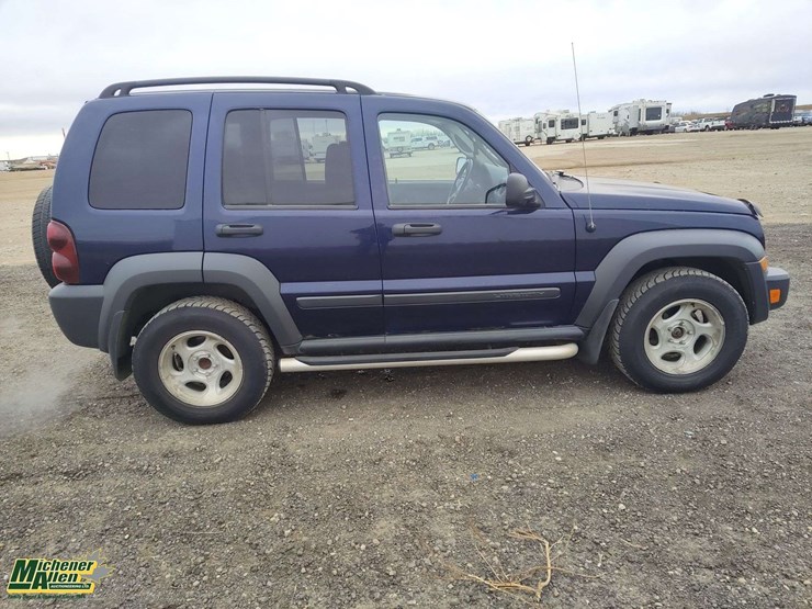 2007-jeep-liberty-image-8