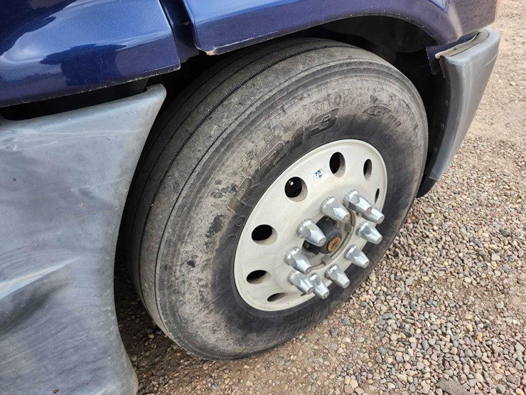 2017-freightliner-cascadia-image-12