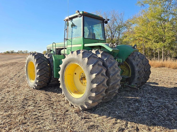 john-deere-8450-image-4