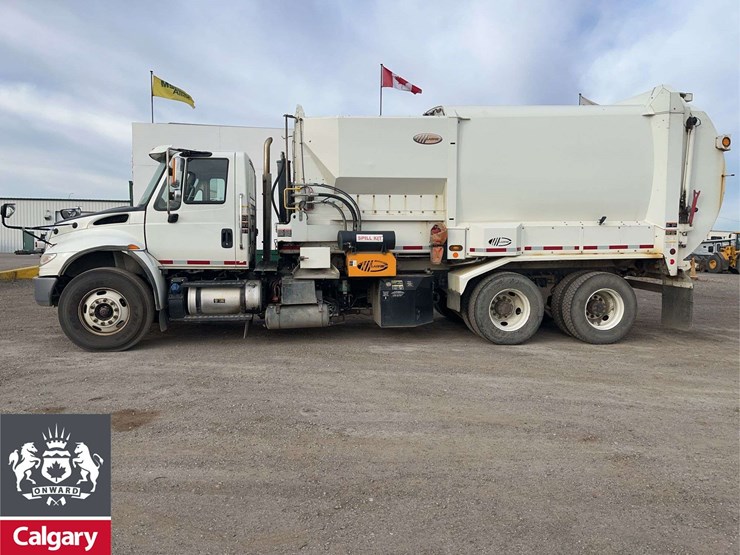 2016-international-workstar-7400-image-2