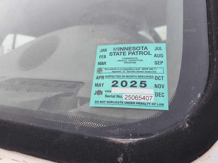 freightliner-propane-truck-image-42