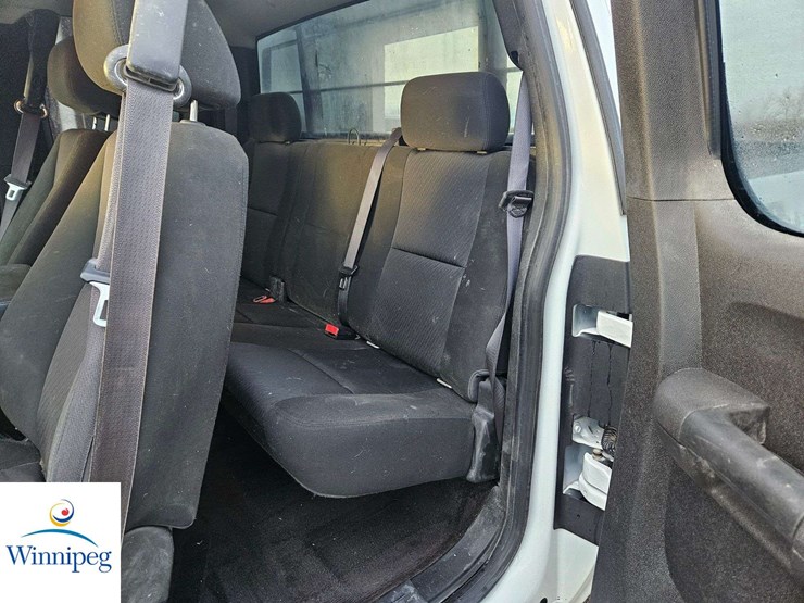 2012-chevrolet-silverado-1500-image-27