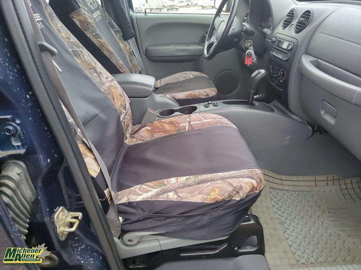 2007-jeep-liberty-image-21