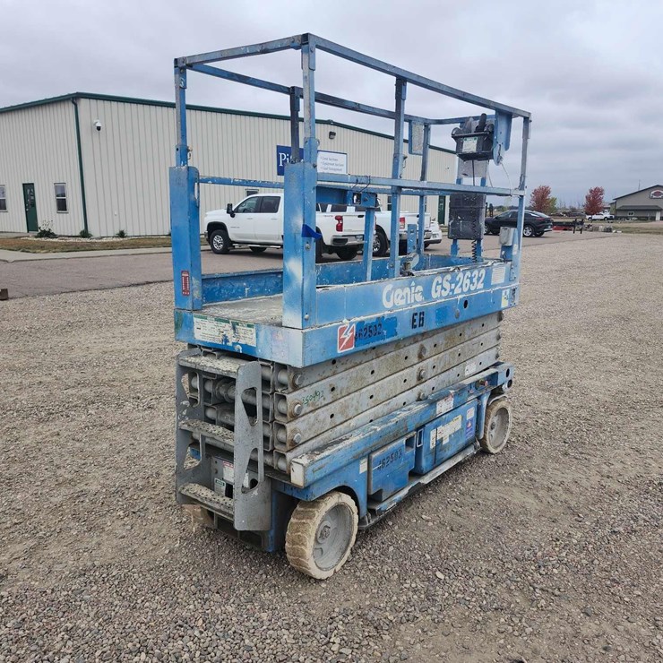 Genie GS-2632 Scissor Lift