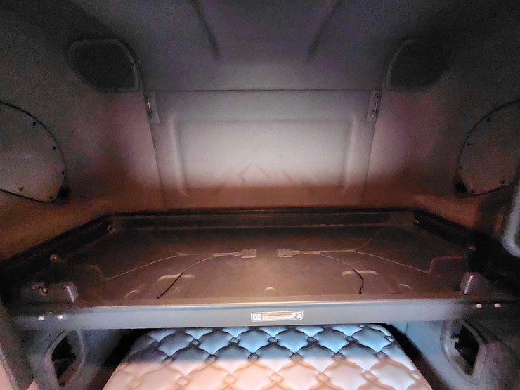 2017-freightliner-cascadia-image-49