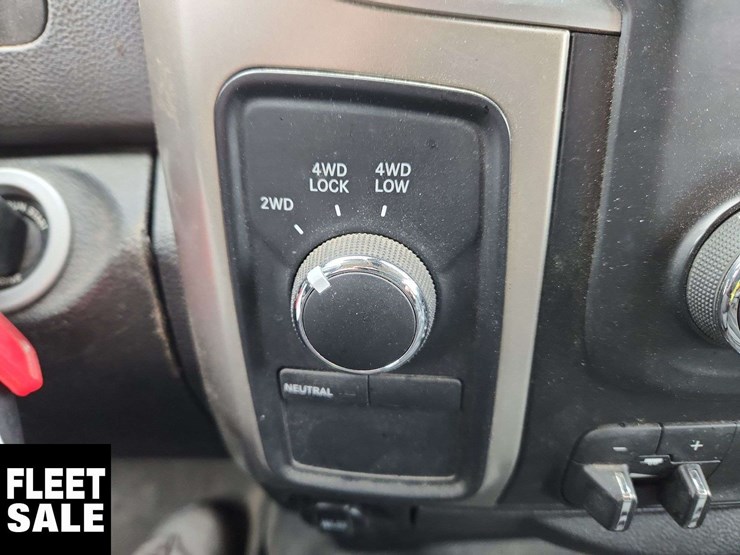 2014-ram-2500-slt-image-24