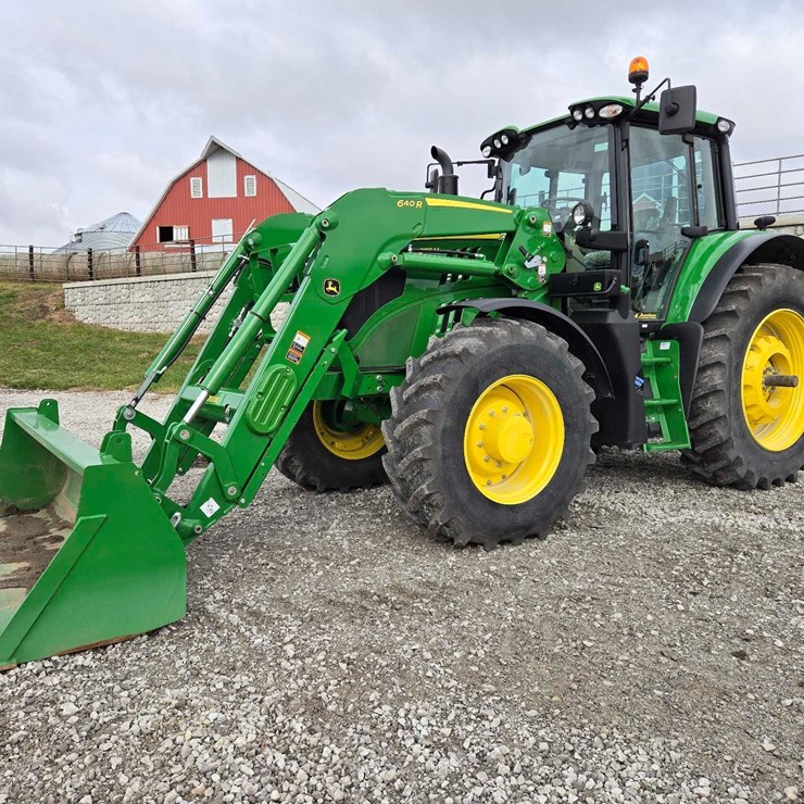 2023 JOHN DEERE 6155M