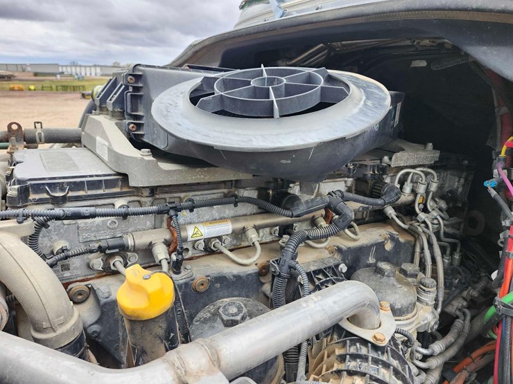 2017-freightliner-cascadia-image-31