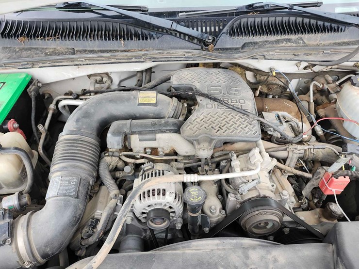 2005-gmc-sierra-3500-image-31