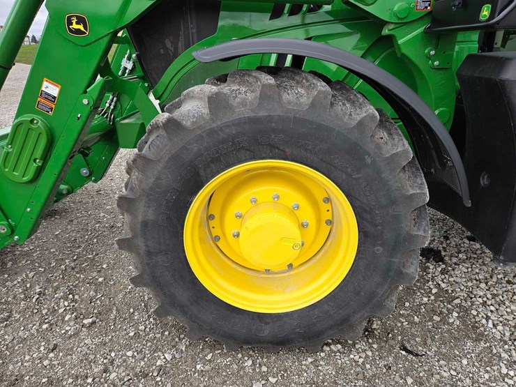 2023-john-deere-6155m-image-9