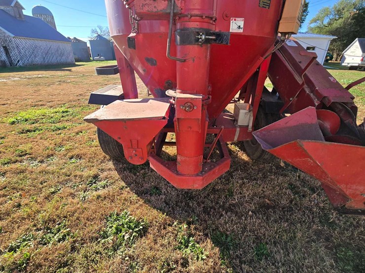 case-ih-1250-image-14