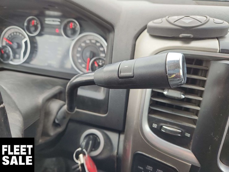 2014-ram-2500-slt-image-25