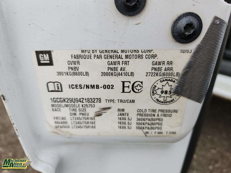 2004-chevrolet-silverado-2500-image-7