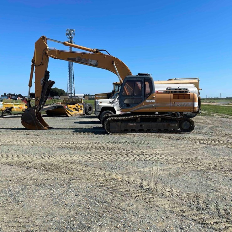 2004 CASE CX210