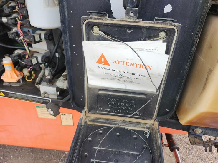 2000-jlg-600s-image-23