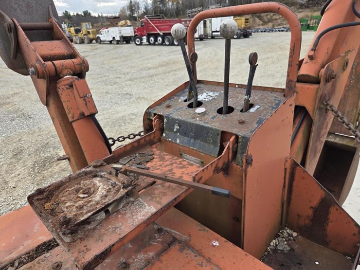 ditch-witch-6510-image-28