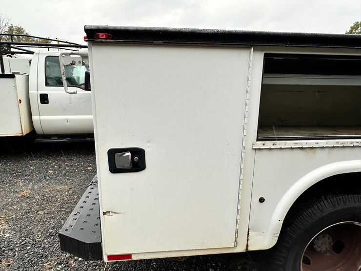 2015-ford-f350-image-10