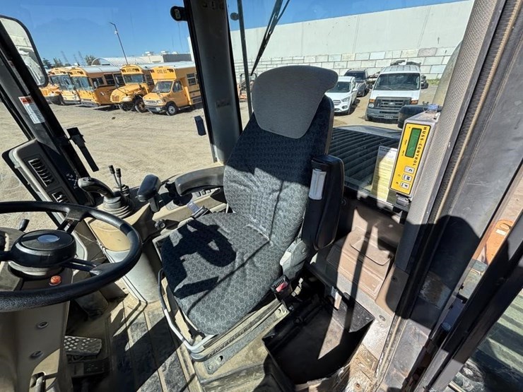 2004-case-721d-image-30