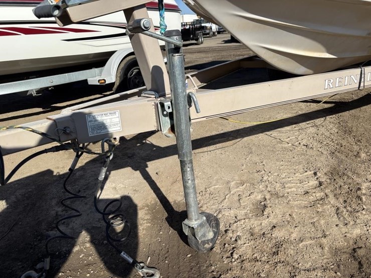 2006-unknown-trailer-image-52