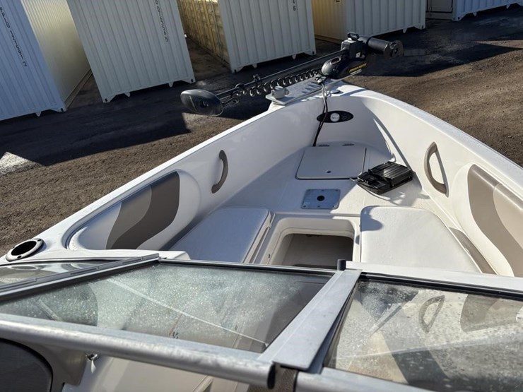 2006-unknown-trailer-image-19