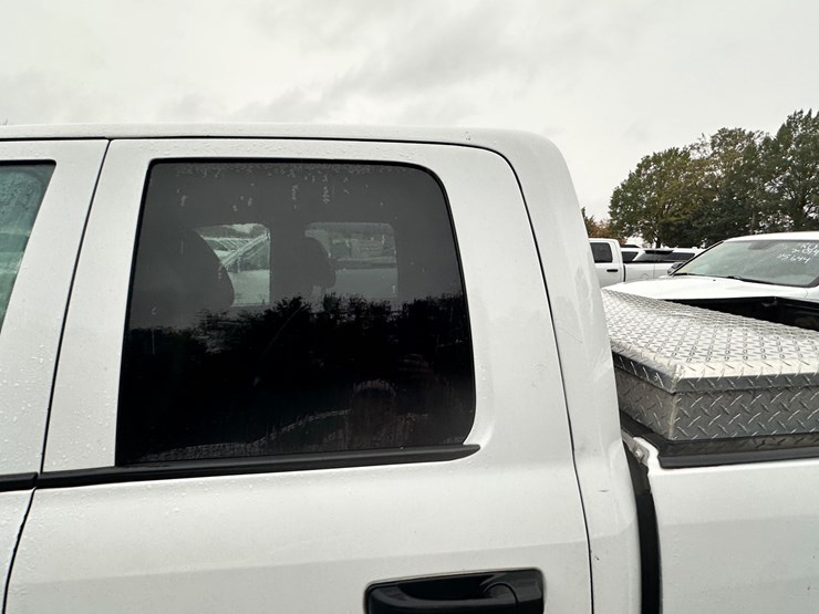 2015-dodge-ram-1500-image-41