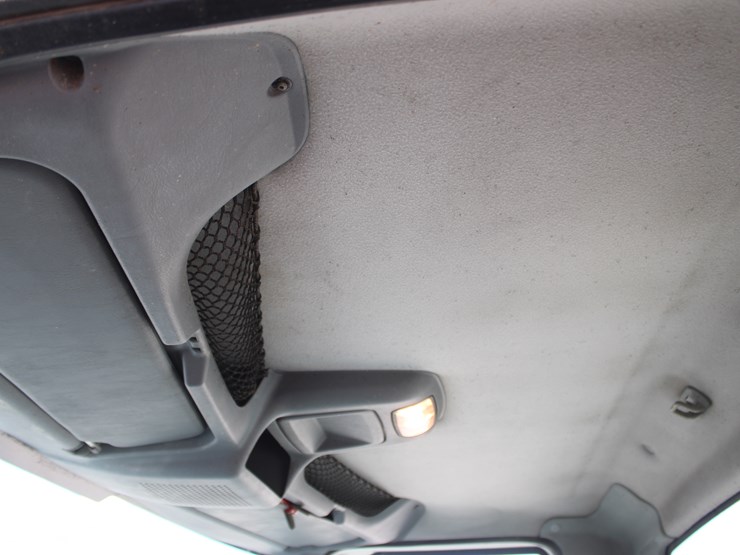 2004-international-durastar-4300-image-33