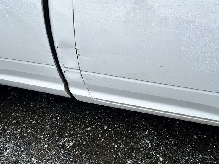 2015-dodge-ram-1500-image-18