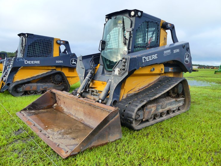 2021-deere-333g-image-2