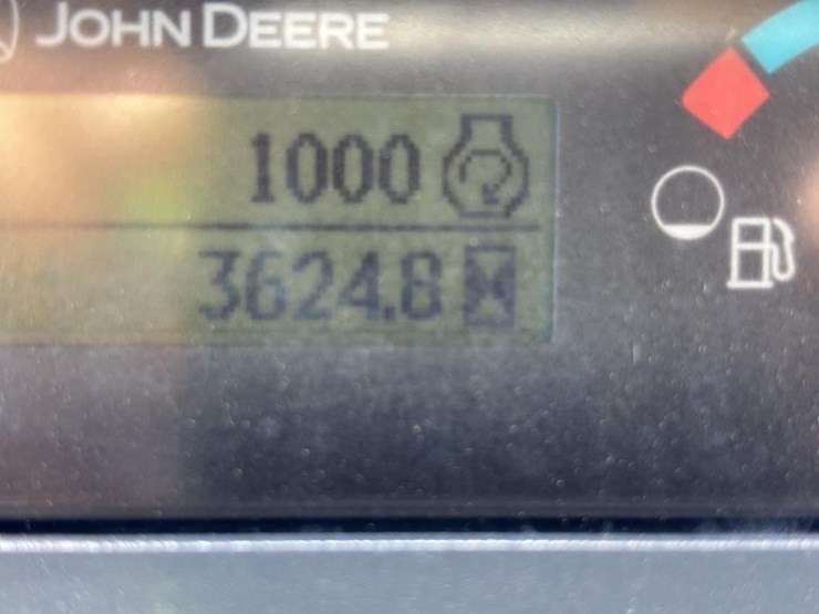 2018-deere-210l-image-50