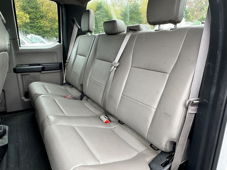 2020-ford-f150-xl-image-87